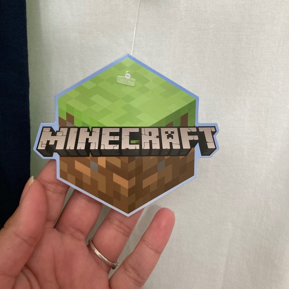 Minecraft Pajama Set - Picture 3 of 8